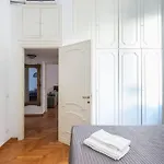 Giulia Luxury Two Bedroom شقة *