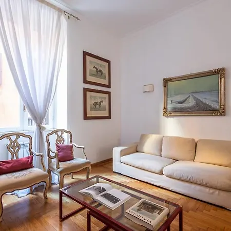 شقة Giulia Luxury Two Bedroom *