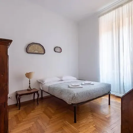 アパート Giulia Luxury Two Bedroom *