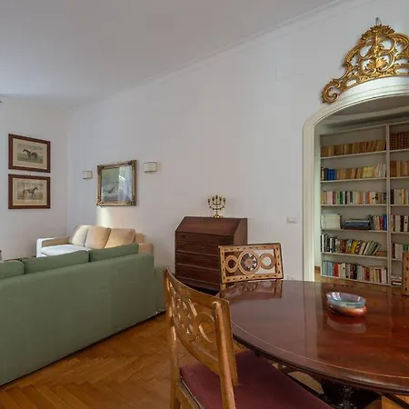 アパート Giulia Luxury Two Bedroom *
