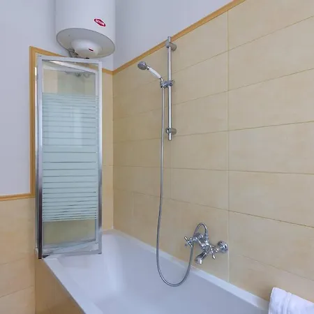 アパート Giulia Luxury Two Bedroom *
